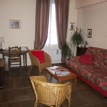 Apartamento Le Relais De Marbot Bar-le-Duc Exterior foto