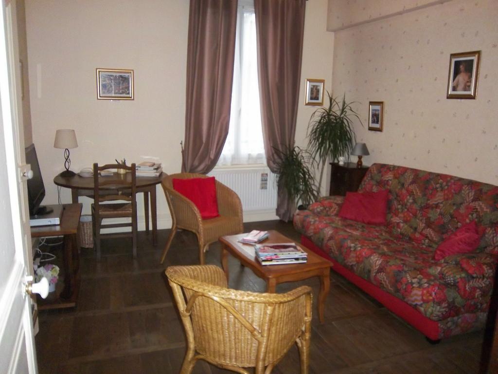 Apartamento Le Relais De Marbot Bar-le-Duc Exterior foto